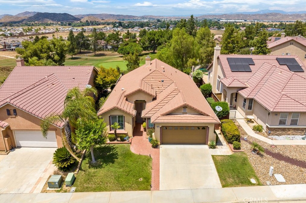14711 Grandview Dr, Moreno Valley, CA 92555-7041
