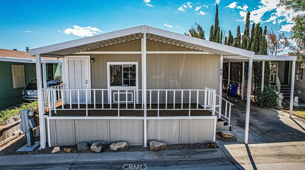 22020 Nisqually Rd, Apple Valley CA  92308-5785 exterior
