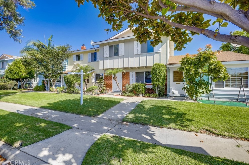 10176 Ascot Cir, Huntington Beach, CA 92646-4321
