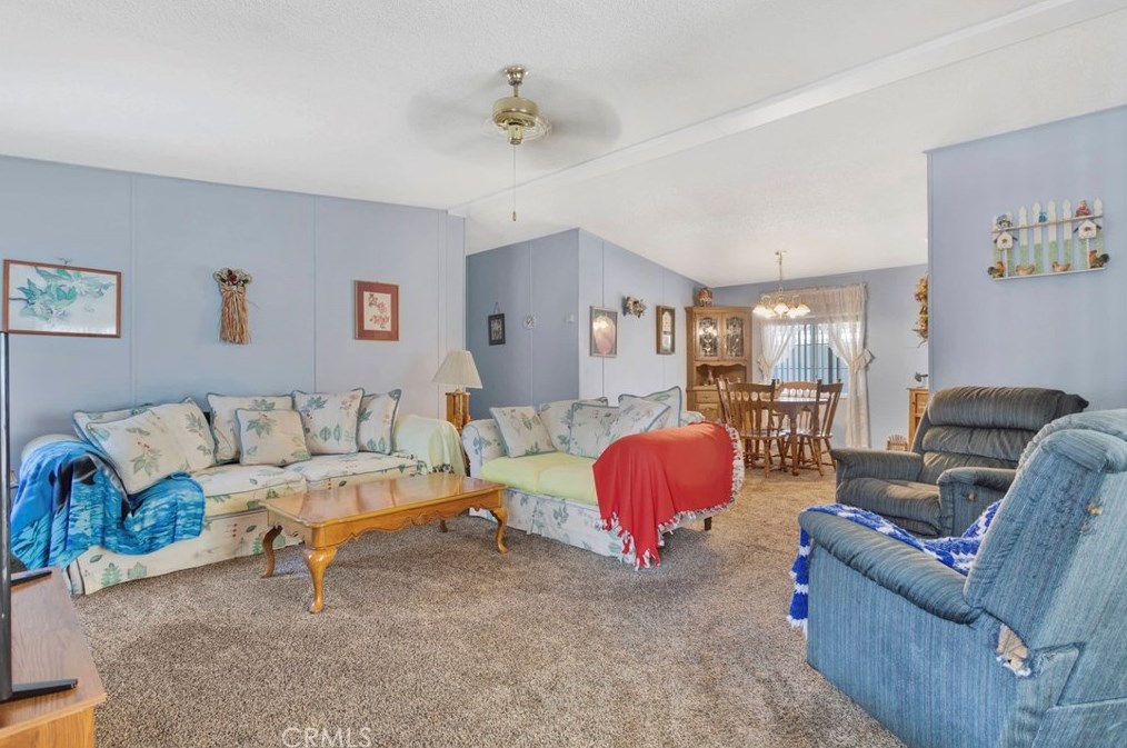 9161 Santa Fe Ave #33, Hesperia, CA 92345