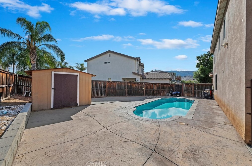 15400 Calle Castano, Moreno Valley CA  92555-2963 exterior