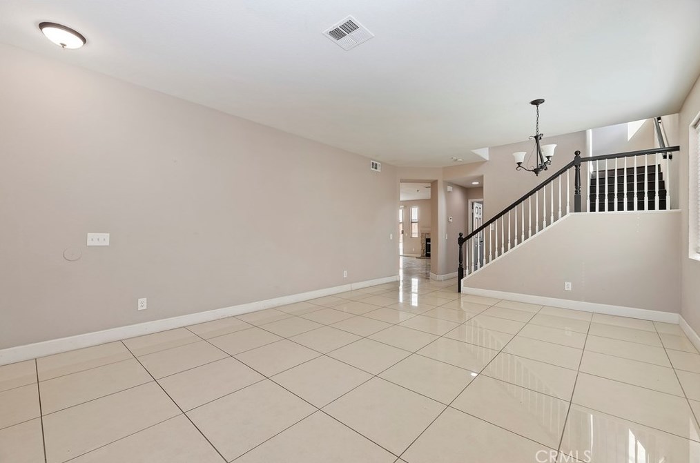 15400 Calle Castano, Moreno Valley CA  92555-2963 exterior