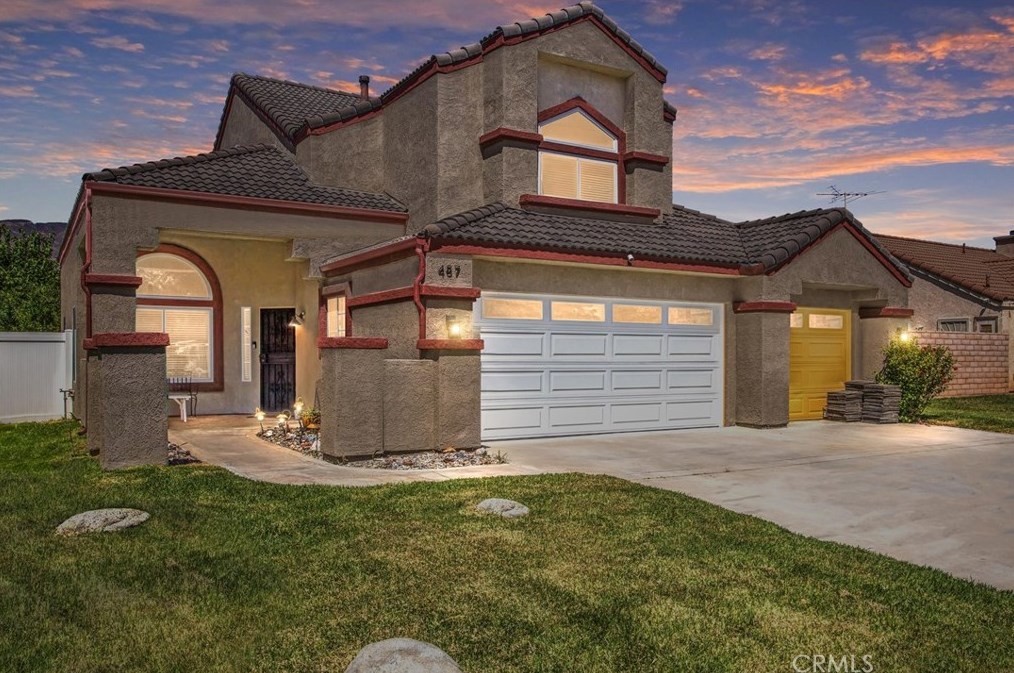 487 E 1st St, San Jacinto, CA 92583