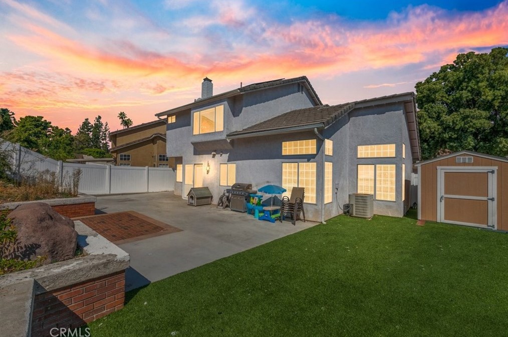 1276 Regent Cir, Corona, CA 92882-4526