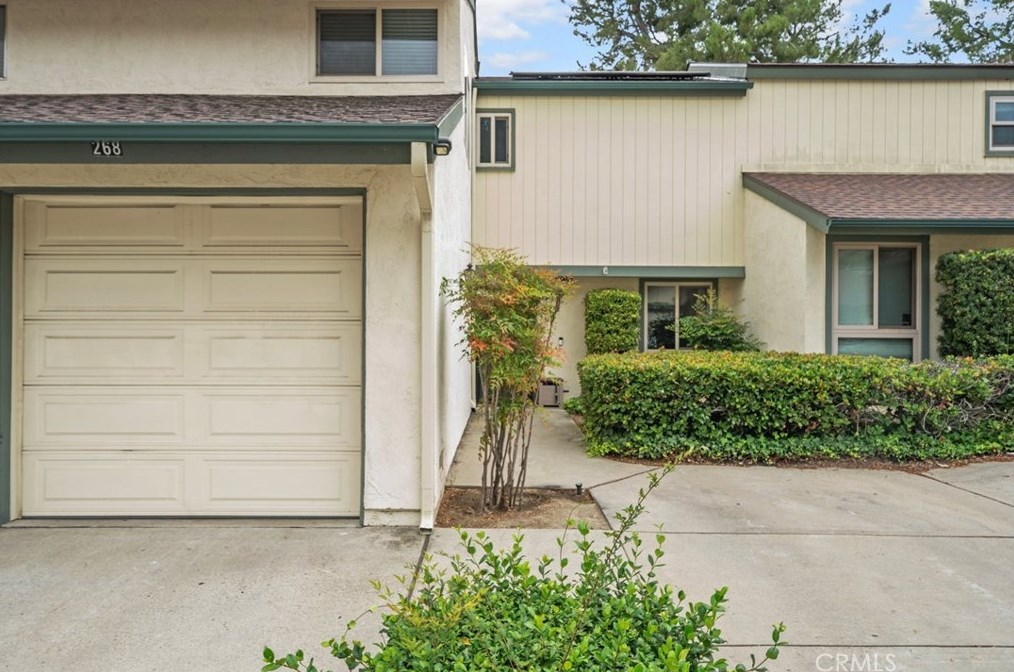 268 Parkside Gln, Escondido, CA 92026-1331