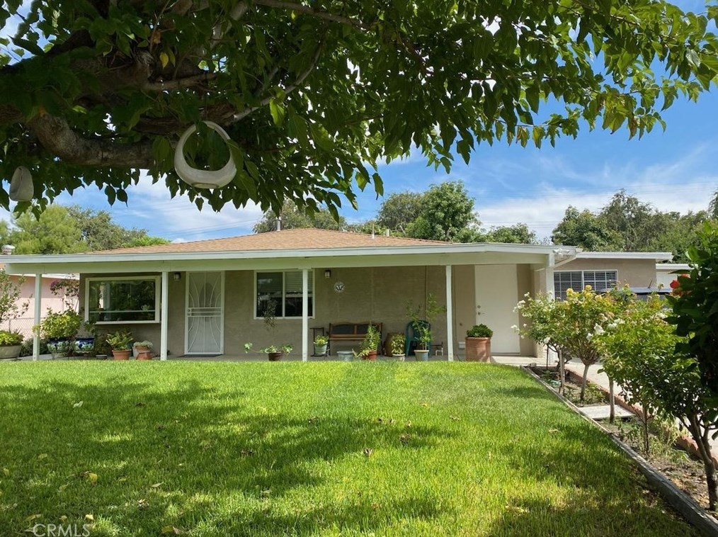 2336 Gambier Dr, Pomona, CA 91766-5803