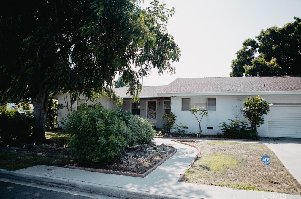 836 W Crumley St, West Covina, CA 91790