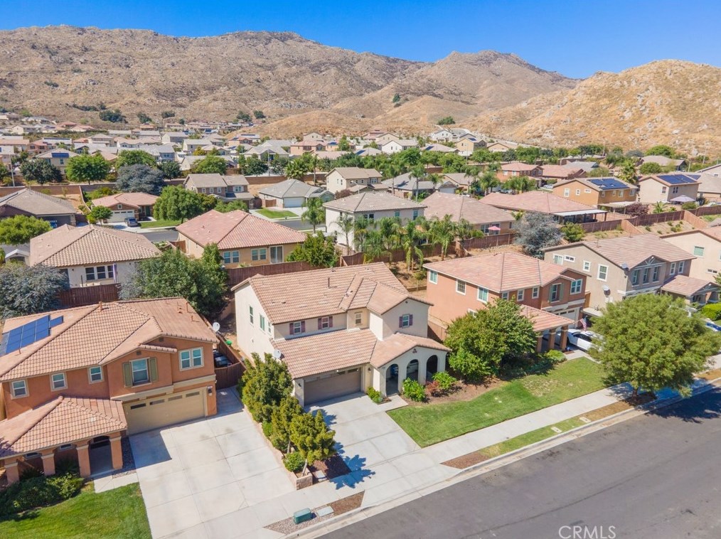604 Bailey Ln, San Jacinto, CA 92582