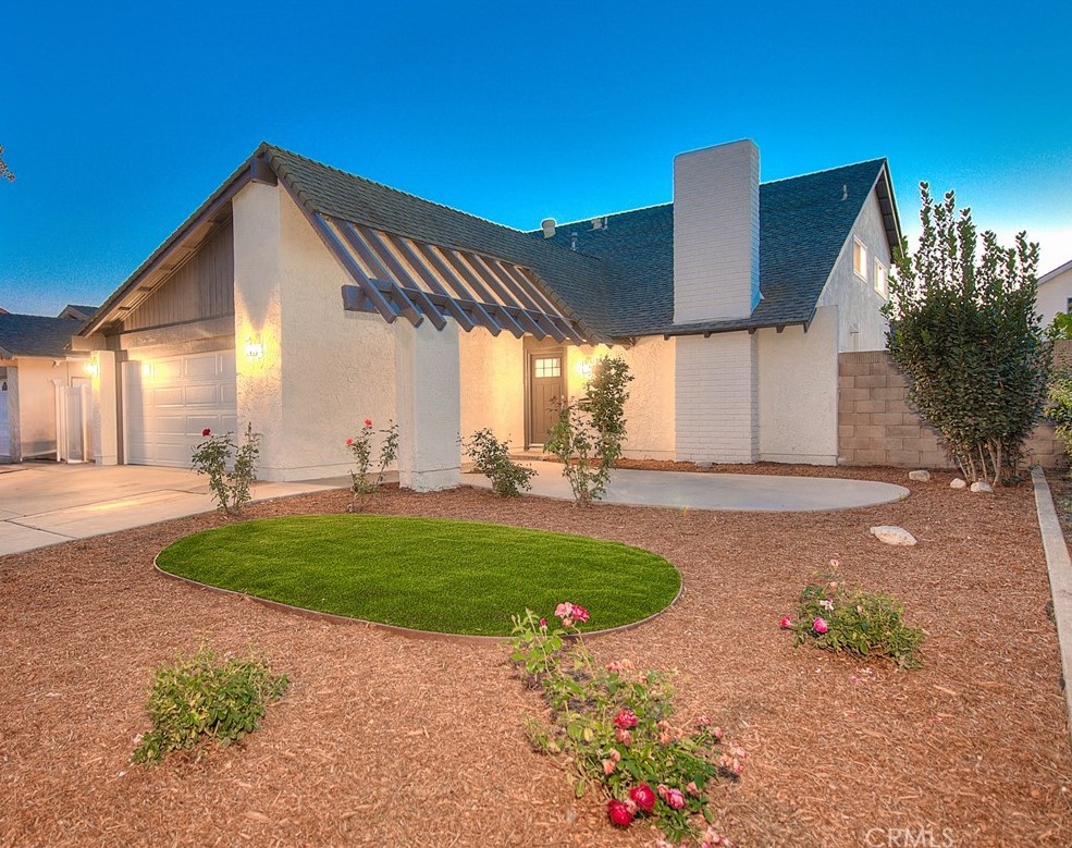 11635 Mindanao St, Cypress, CA 90630-5642