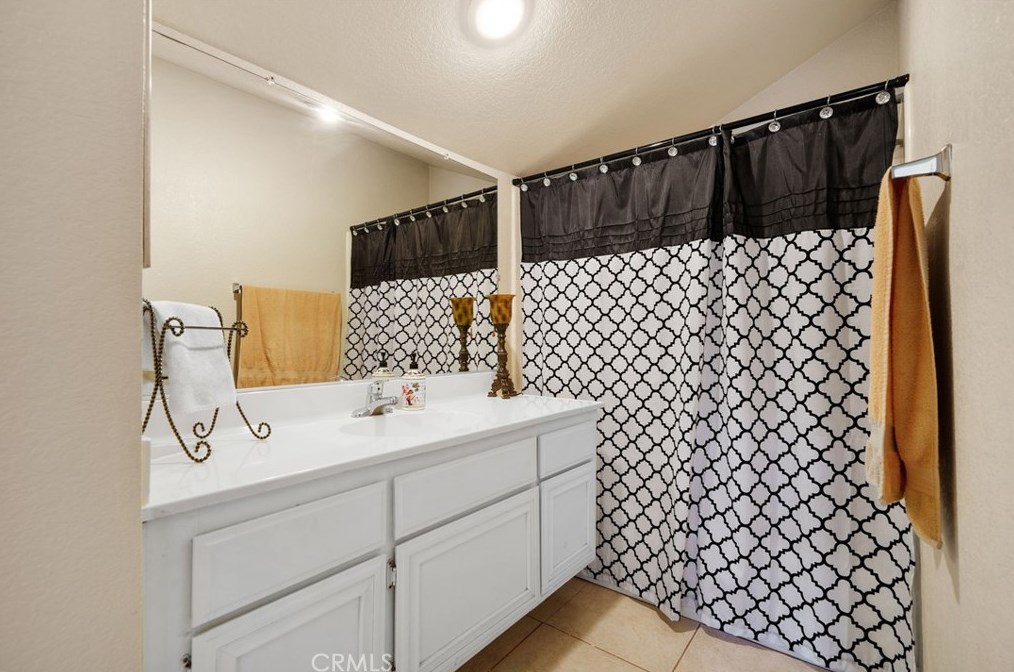 13161 Eyota Dr, Moreno Valley CA  92555-2409 exterior