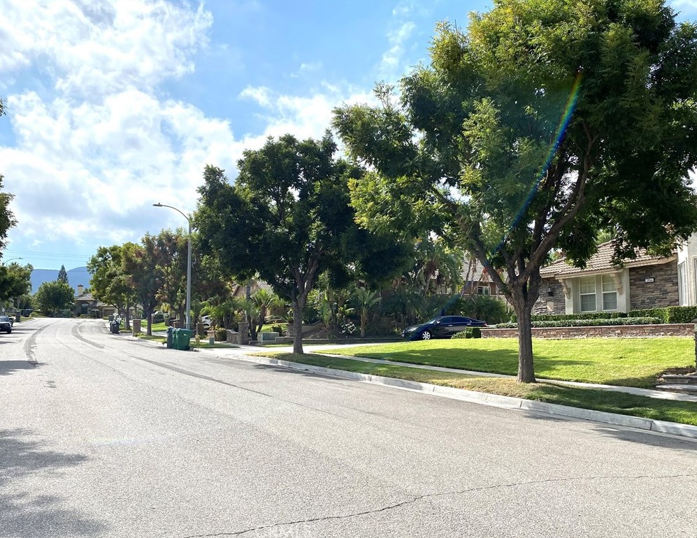 2864 Citrocado Ranch St, Corona, CA 92881-3588