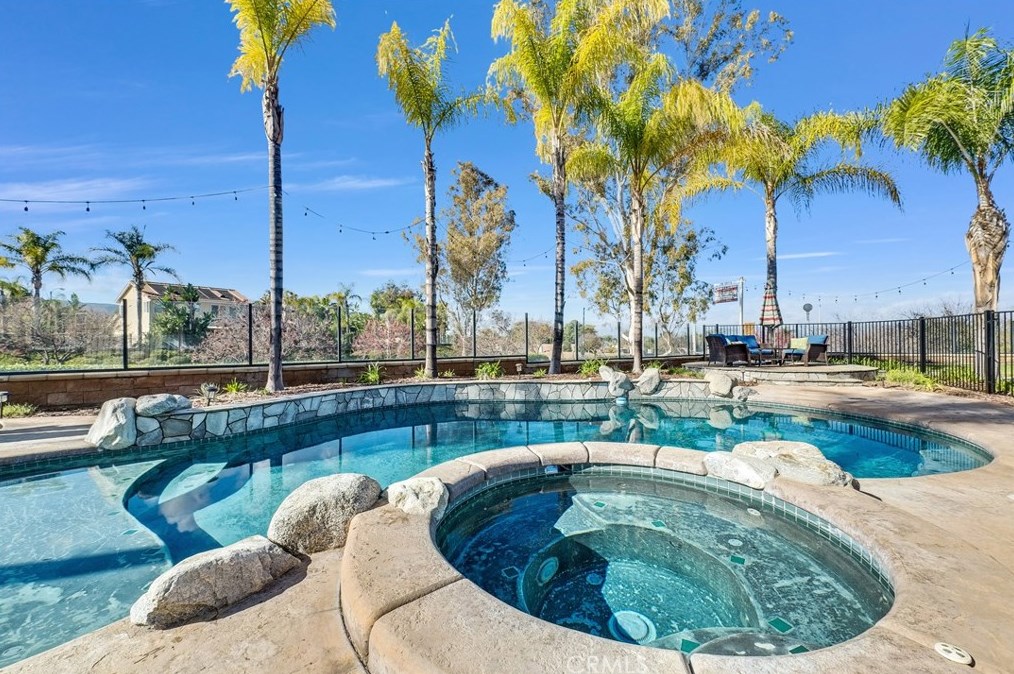 3710 Wasatch Dr, Corona, CA 92881-8419