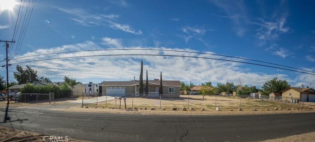 17949 Yucca St, Hesperia, CA 92345