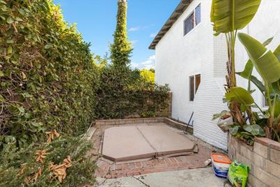 2553 Ciro Ave Thousand Oaks CA 91360 MLS IG23205734 Coldwell