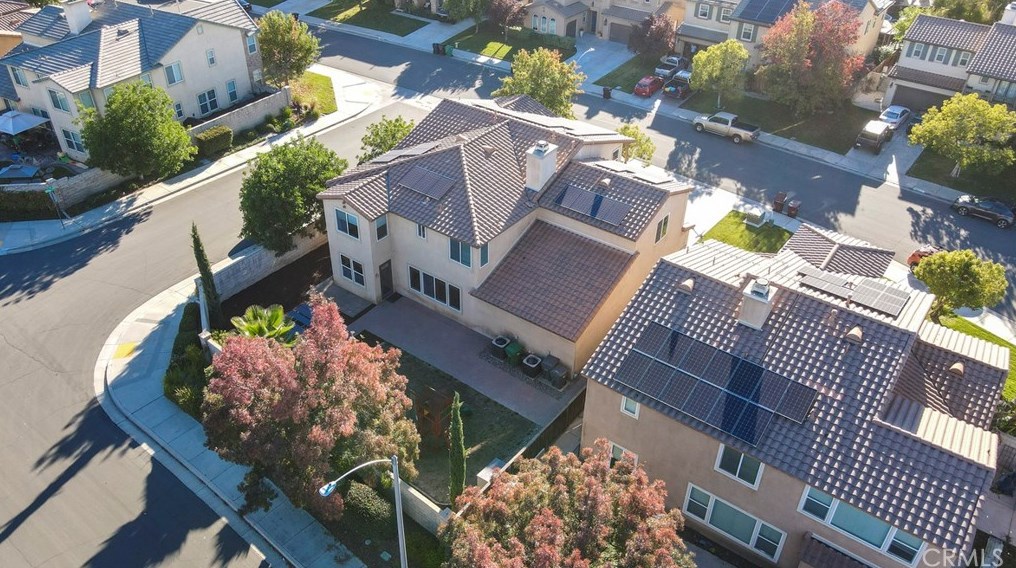 34314 Northhaven Dr, Winchester CA  92596-8497 exterior