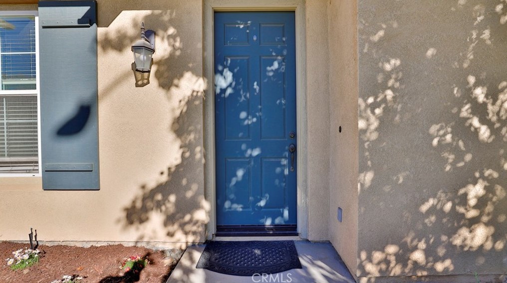 34314 Northhaven Dr, Winchester CA  92596-8497 exterior