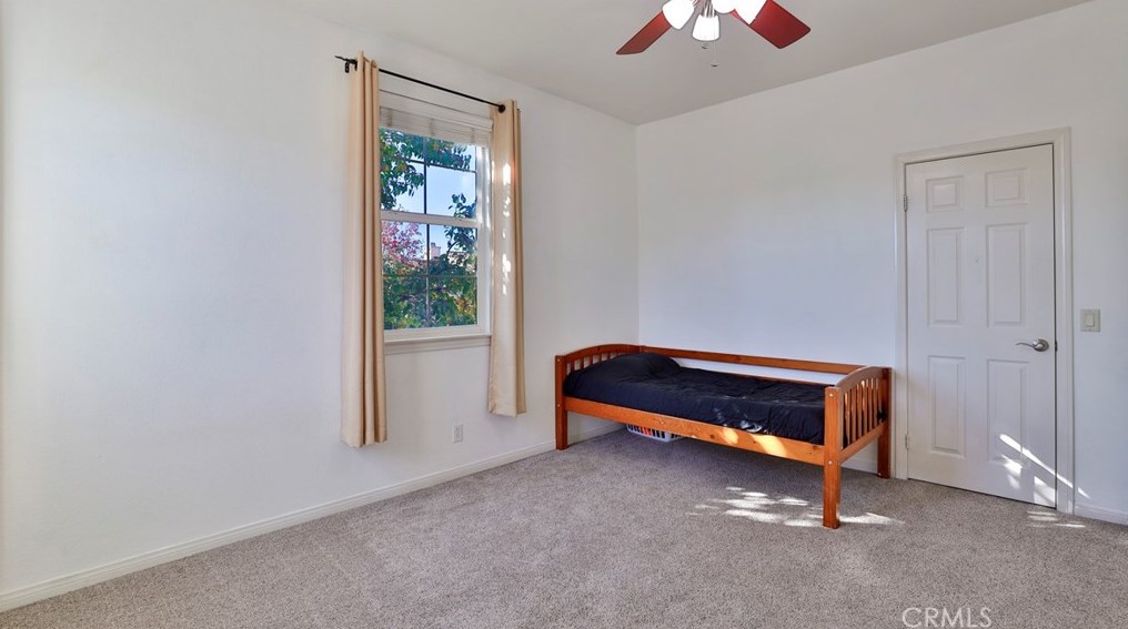 34314 Northhaven Dr, Winchester CA  92596-8497 exterior