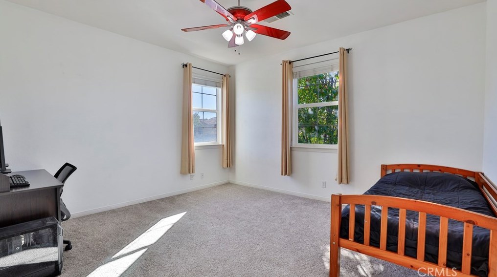 34314 Northhaven Dr, Winchester CA  92596-8497 exterior