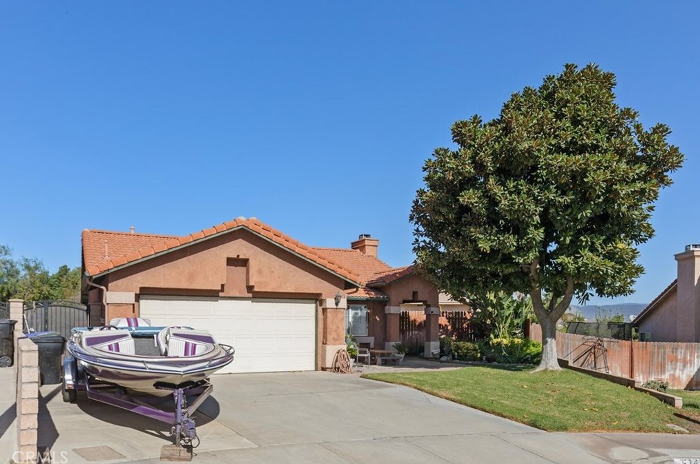 6741 Huntsman St, Riverside, CA 92509