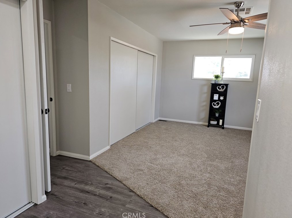 360 Santa Clara Cir, Hemet CA  92543-6957 exterior
