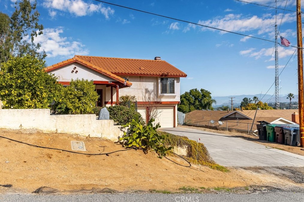 14218 El Mesa Dr, Riverside, CA 92503