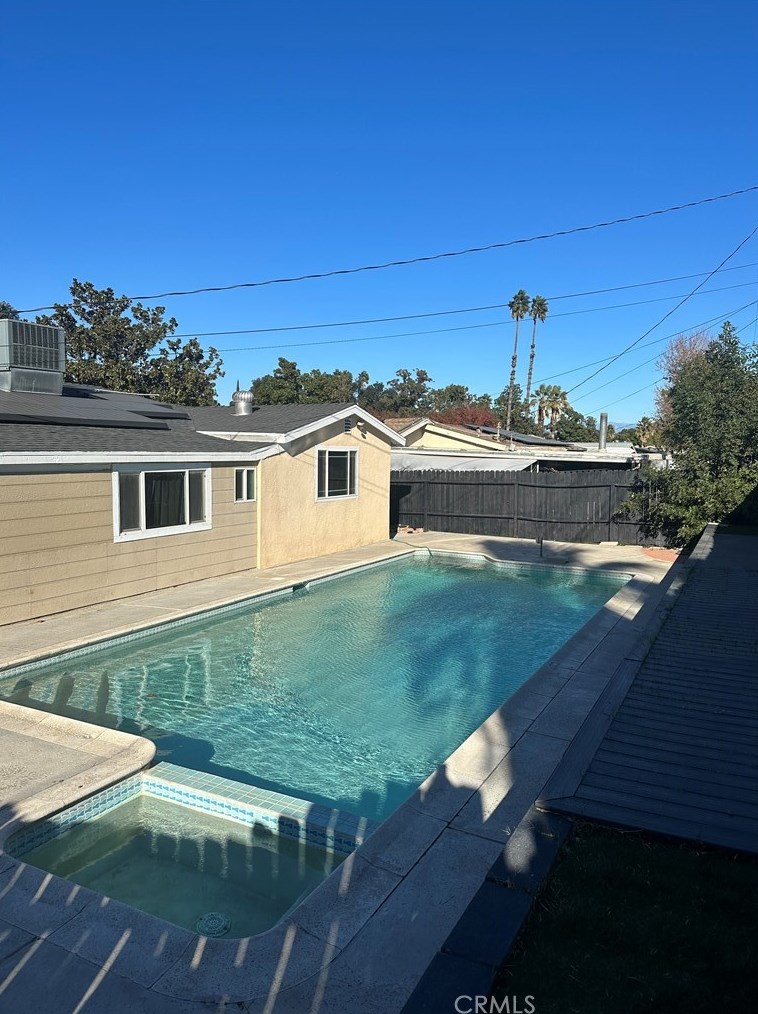 8268 Garfield St, Riverside, CA 92504