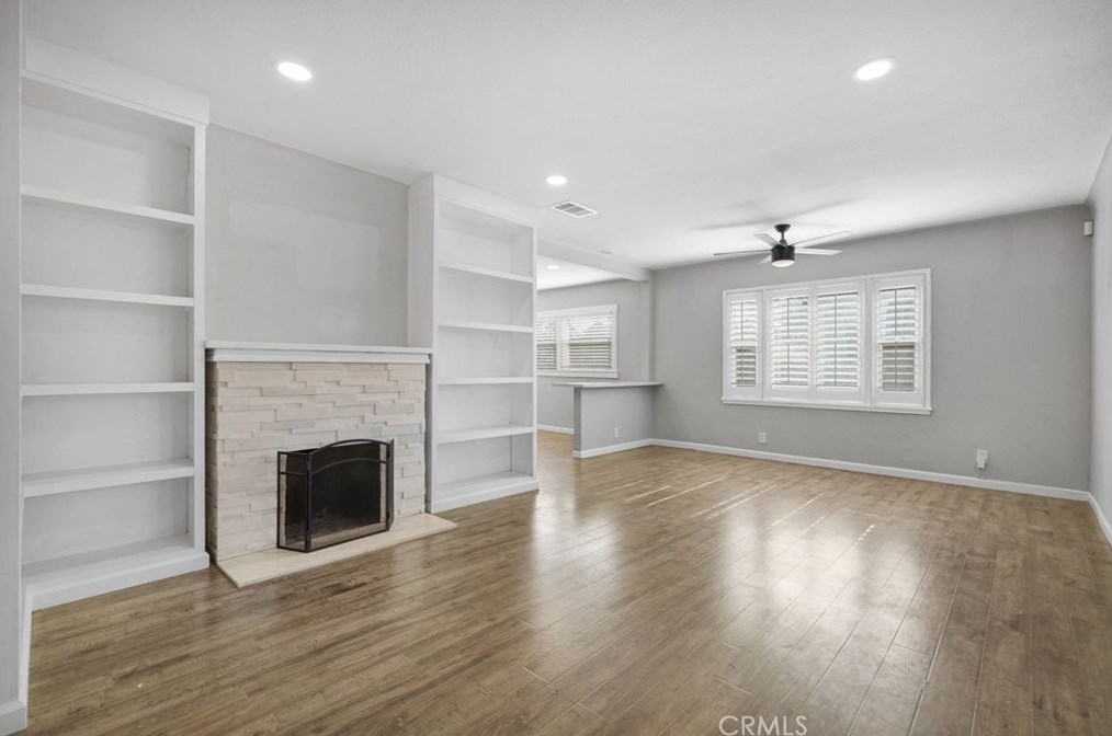 6188 Palm Ave, Riverside CA  92506-2022 exterior