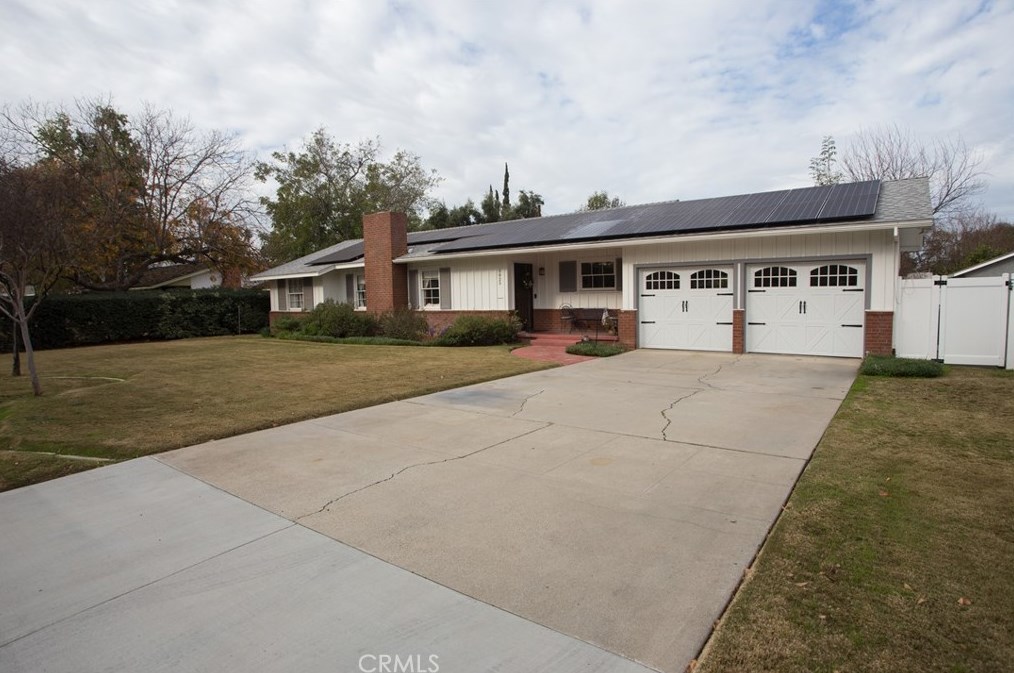 5825 Palm Ave, Riverside, CA 92506-1060