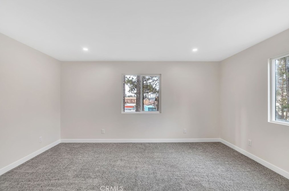 345 Country Clb Blvd, Big Bear City CA  92314-9048 exterior