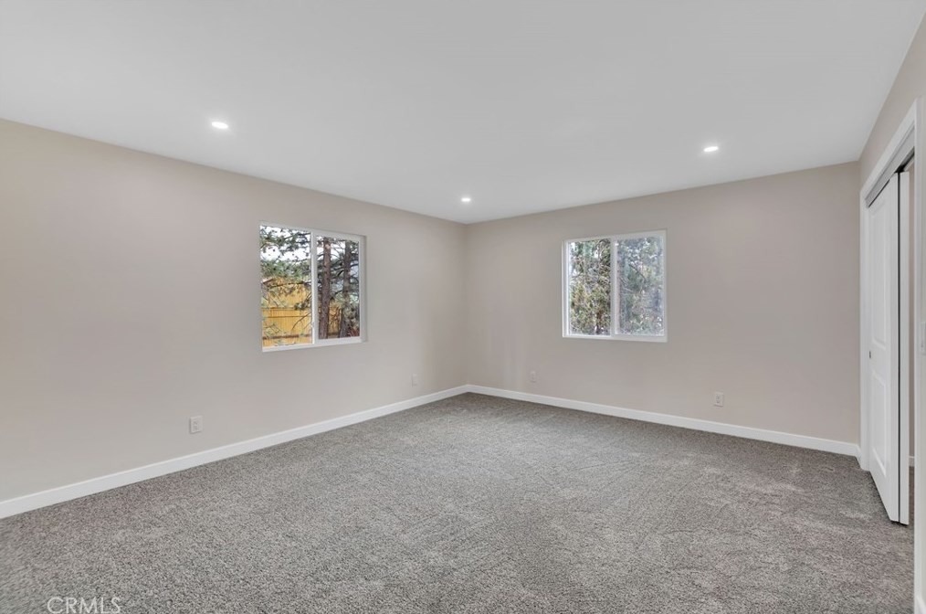 345 Country Clb Blvd, Big Bear City CA  92314-9048 exterior