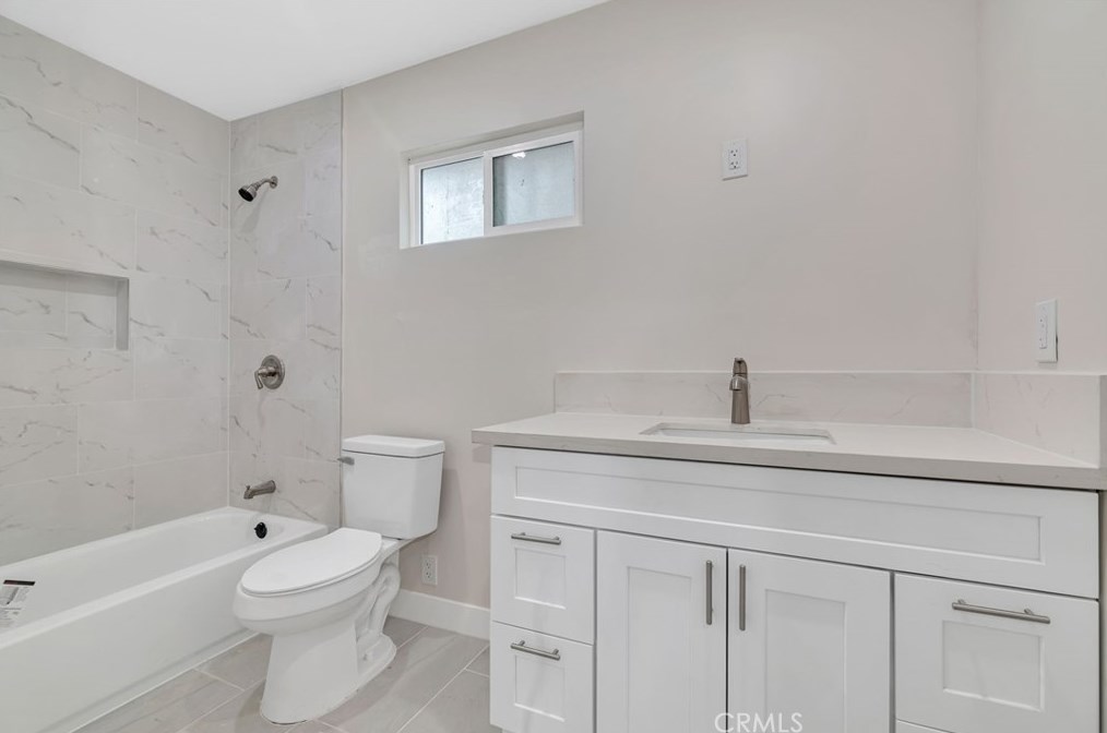 345 Country Clb Blvd, Big Bear City CA  92314-9048 exterior