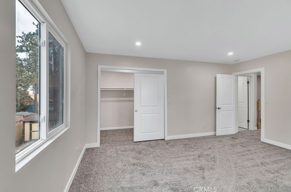 345 Country Clb Blvd, Big Bear City CA  92314-9048 exterior