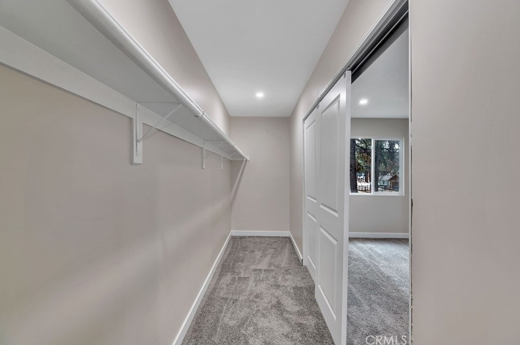 345 Country Clb Blvd, Big Bear City CA  92314-9048 exterior