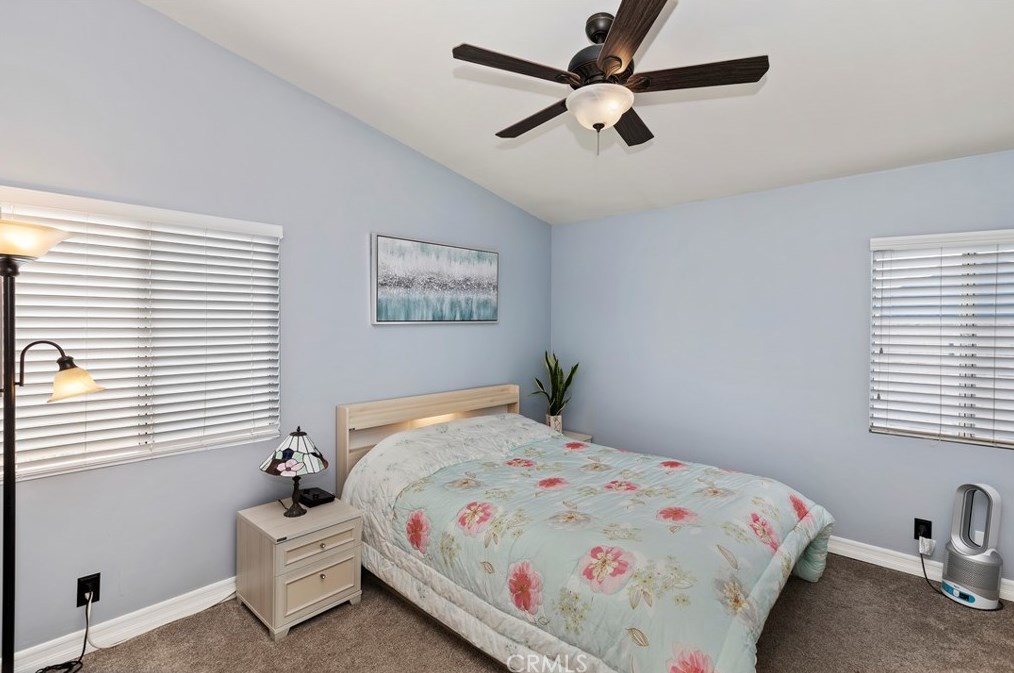 14233 Weeping Willow Ln, Fontana CA  92337-0721 exterior