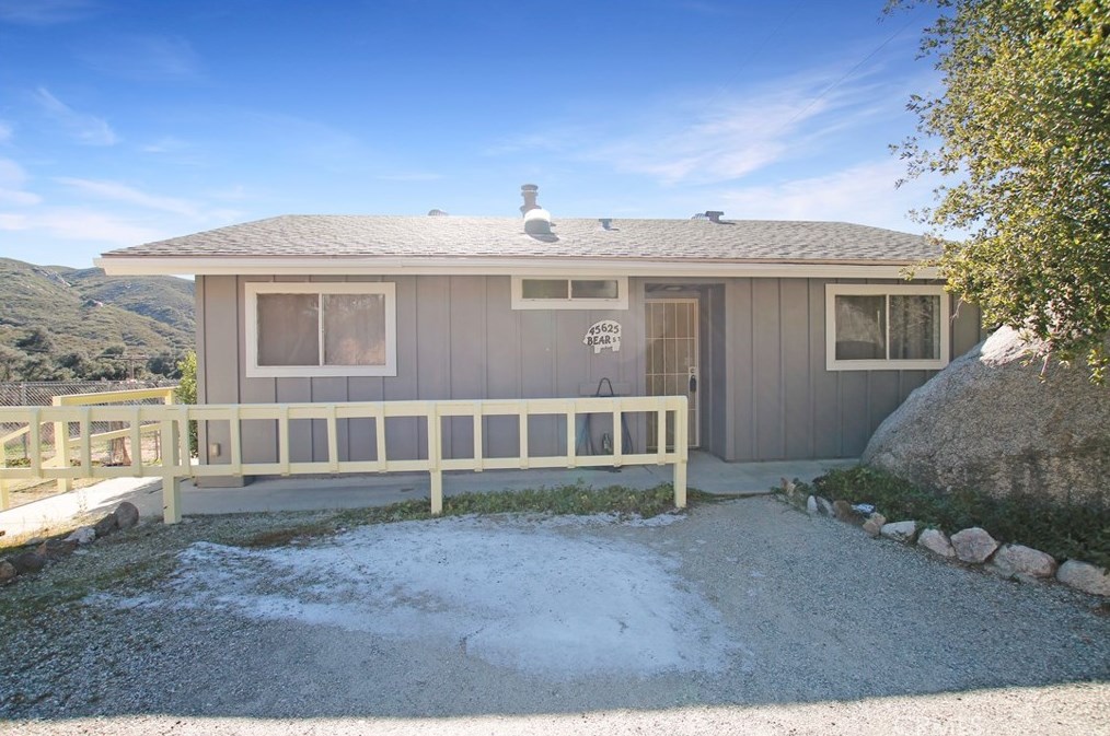 45625 Bear St, Banning, CA 92220