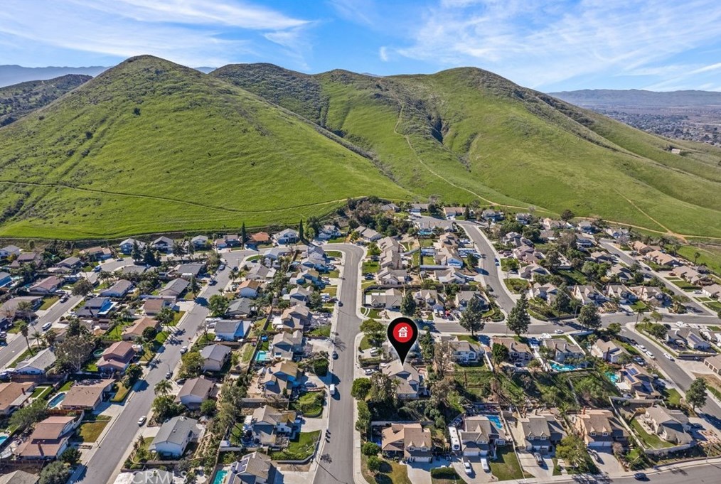 11233 Cadbury Dr, Riverside CA  92505-2268 exterior
