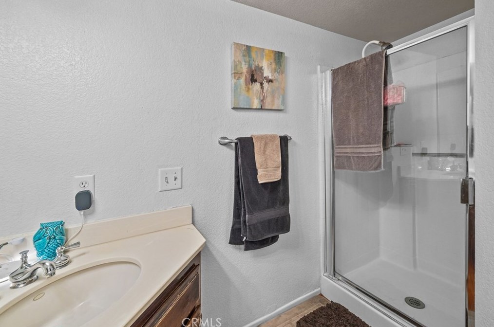 11233 Cadbury Dr, Riverside CA  92505-2268 exterior