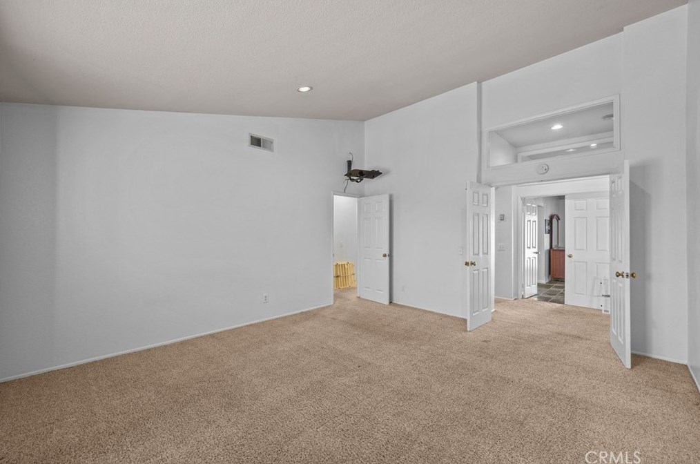 11233 Cadbury Dr, Riverside CA  92505-2268 exterior
