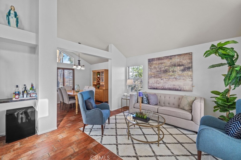 11233 Cadbury Dr, Riverside CA  92505-2268 exterior
