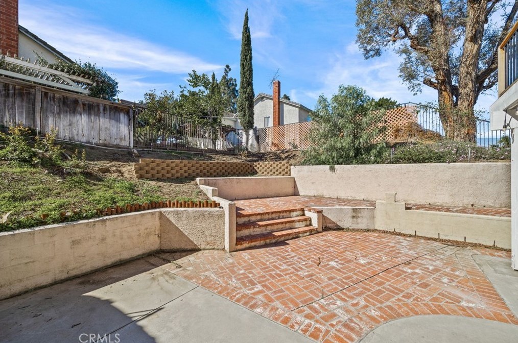 11233 Cadbury Dr, Riverside CA  92505-2268 exterior