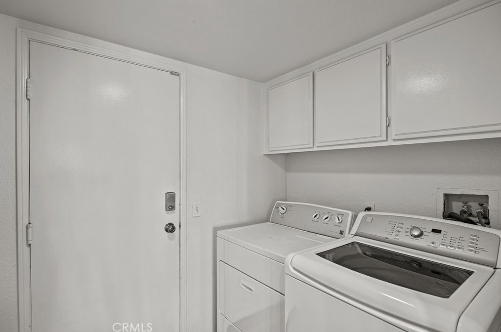 11233 Cadbury Dr, Riverside CA  92505-2268 exterior