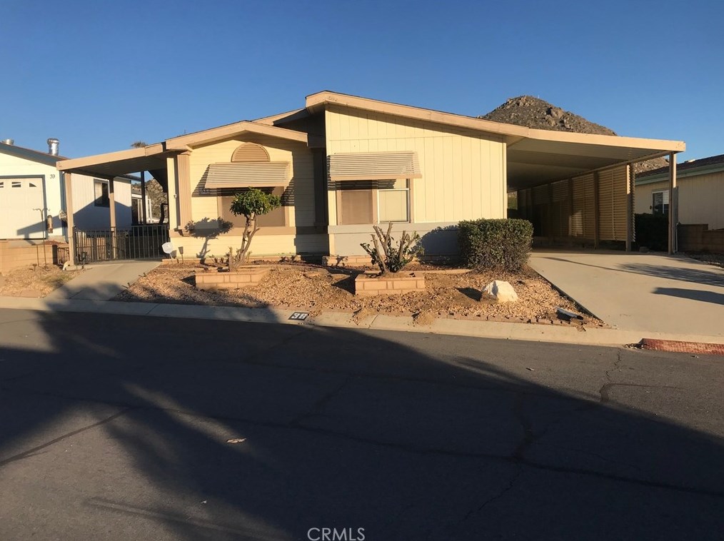 24515 California Ave #38, Hemet, CA 92545