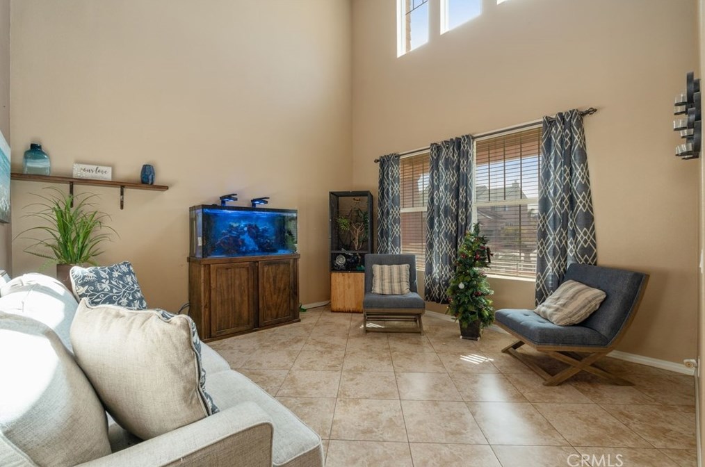 19644 Shadowbrook Way, Riverside CA  92508-6809 exterior