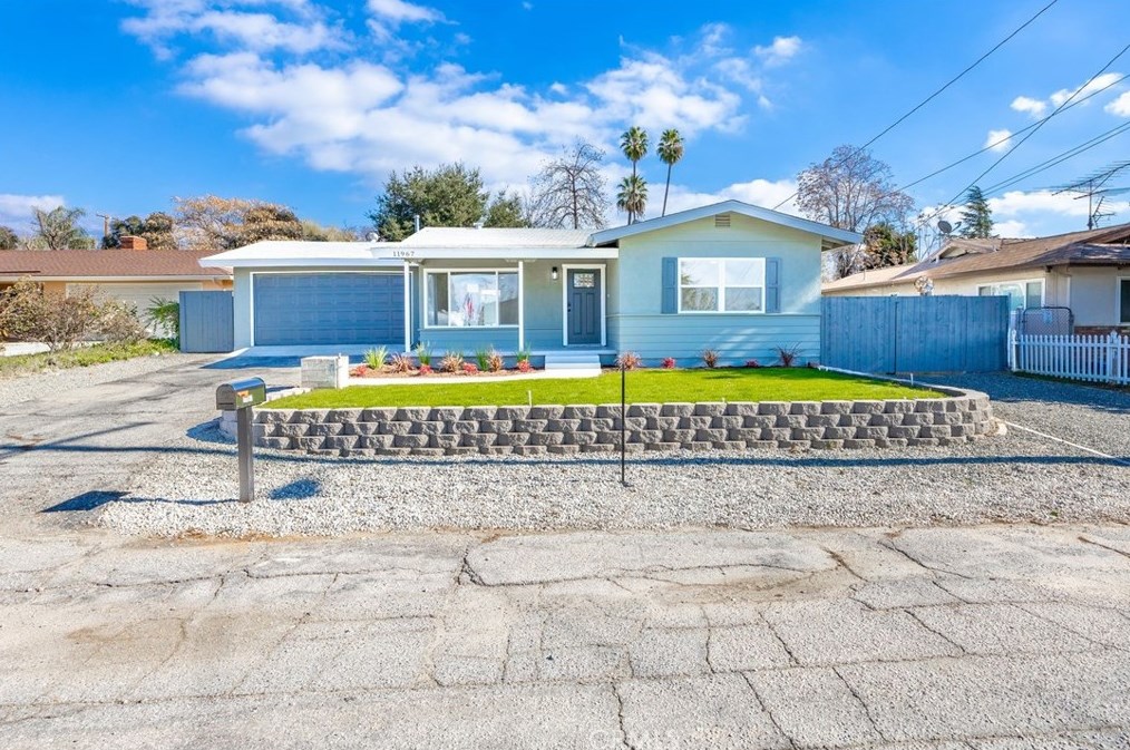 11967 Vista Way, Yucaipa, CA 92399