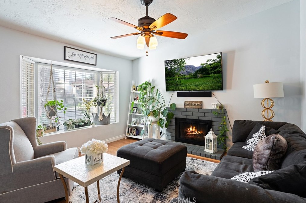 4278 Mill Creek St, Riverside CA  92509-6664 exterior