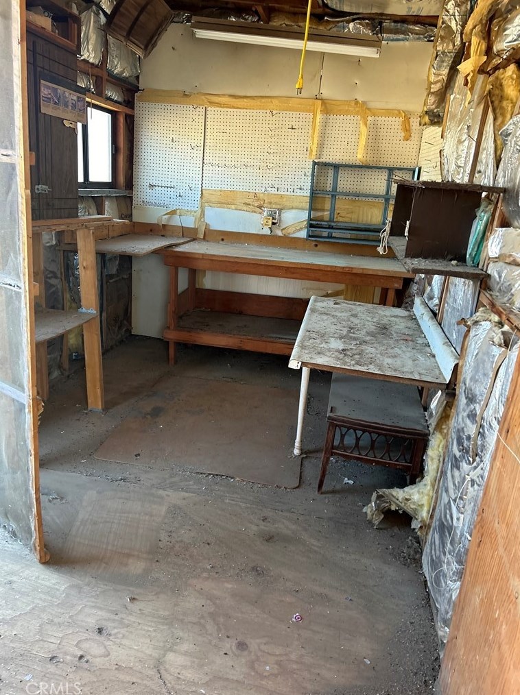 6211 Hubbard Rd, Acton CA  93510-1624 exterior