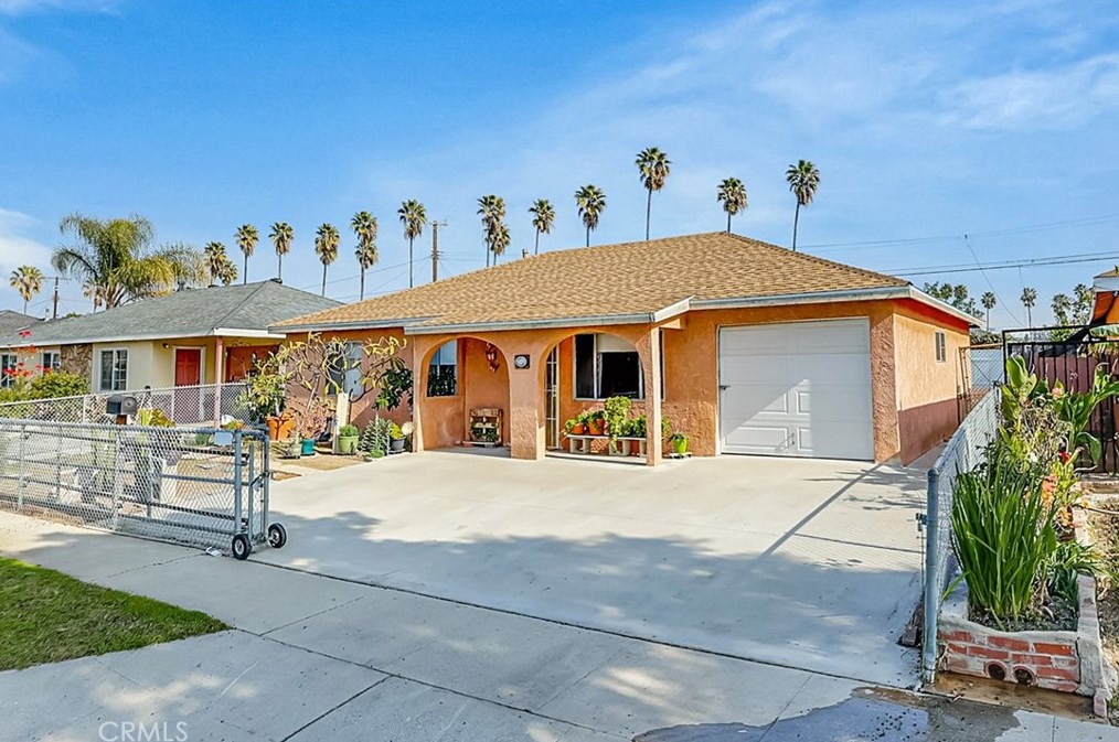 18306 Bonham Ave, Long Beach, CA 90746-1829