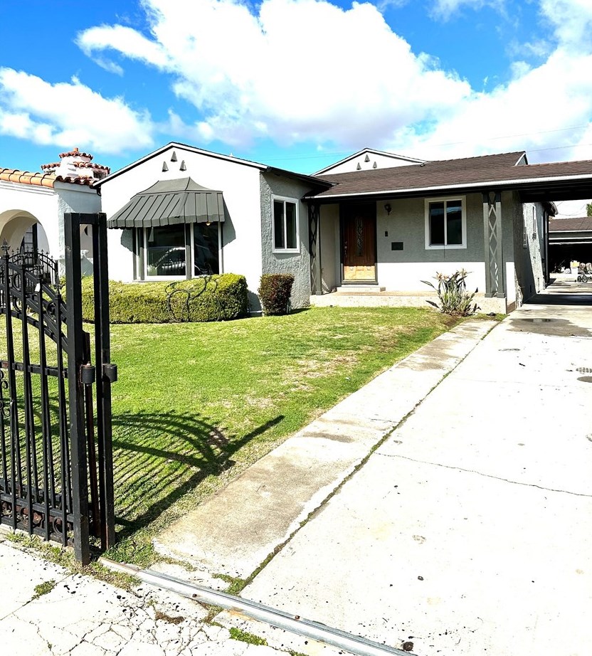 3207 78th Pl, Los Angeles, CA 90043-5220