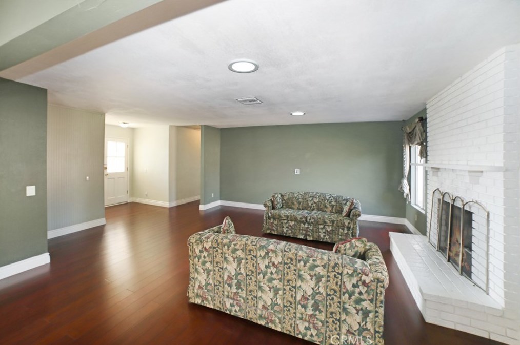 35608 Persimmon St, Yucaipa, CA 92399
