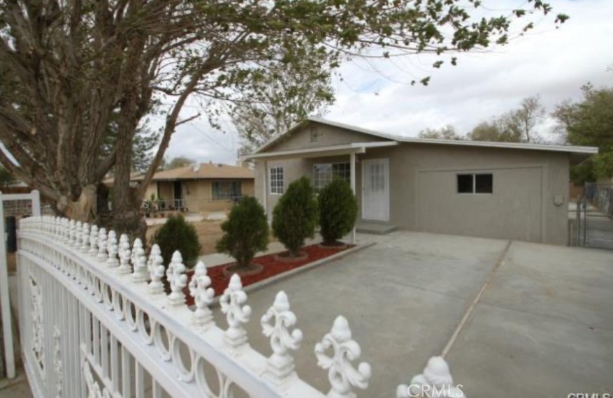 11862 Hardy Ave, El Mirage, CA 92301